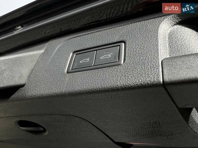 Черный Фольксваген Пассат, объемом двигателя 1.4 л и пробегом 170 тыс. км за 22502 $, фото 39 на Automoto.ua