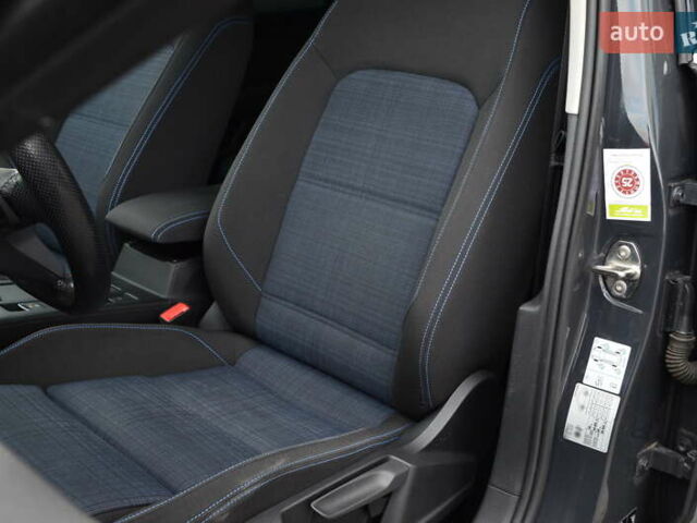 Черный Фольксваген Пассат, объемом двигателя 1.4 л и пробегом 170 тыс. км за 22502 $, фото 14 на Automoto.ua