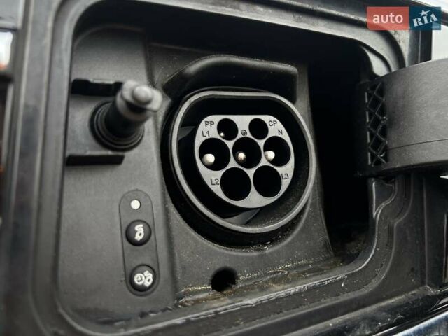 Черный Фольксваген Пассат, объемом двигателя 1.4 л и пробегом 170 тыс. км за 22502 $, фото 40 на Automoto.ua