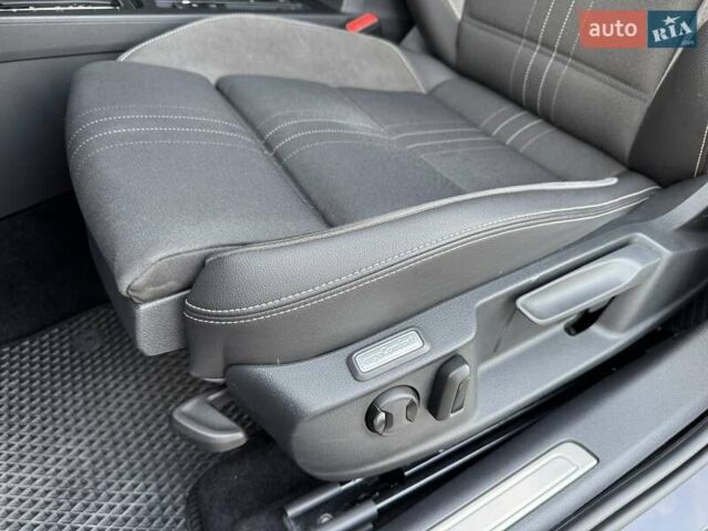 Черный Фольксваген Пассат, объемом двигателя 1.97 л и пробегом 186 тыс. км за 27400 $, фото 16 на Automoto.ua