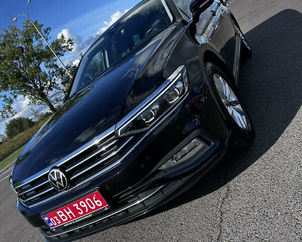 Черный Фольксваген Пассат, объемом двигателя 2 л и пробегом 162 тыс. км за 20500 $, фото 1 на Automoto.ua