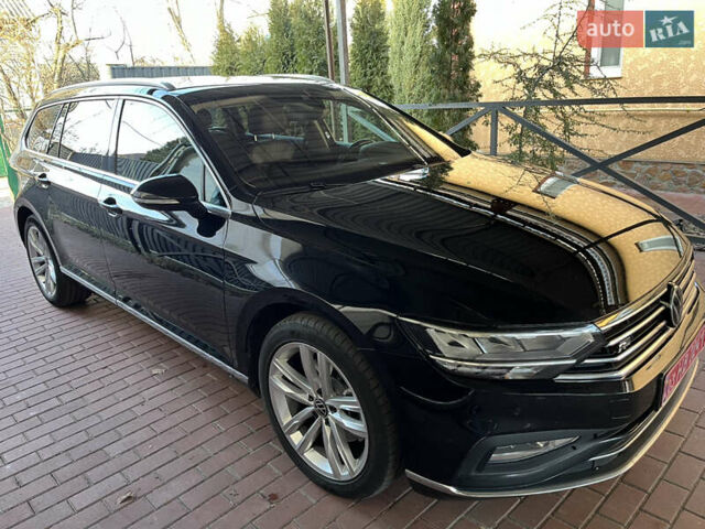 Черный Фольксваген Пассат, объемом двигателя 1.97 л и пробегом 207 тыс. км за 22700 $, фото 15 на Automoto.ua