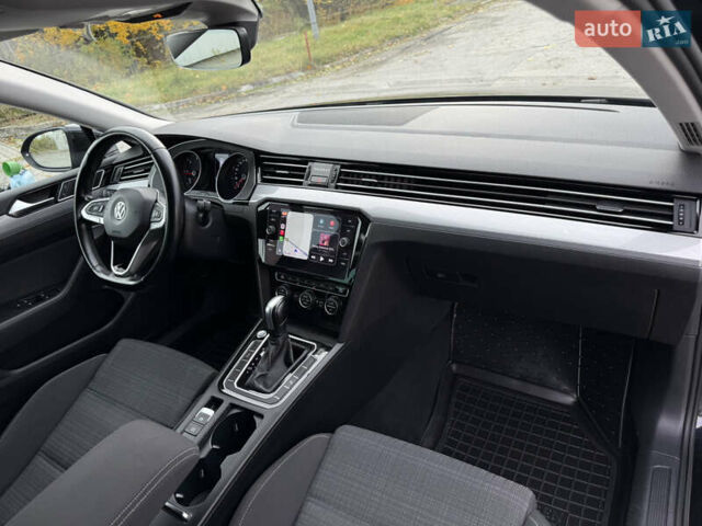 Чорний Фольксваген Пассат, об'ємом двигуна 2 л та пробігом 200 тис. км за 18999 $, фото 39 на Automoto.ua
