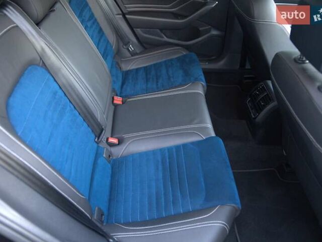 Черный Фольксваген Пассат, объемом двигателя 1.97 л и пробегом 183 тыс. км за 24800 $, фото 42 на Automoto.ua