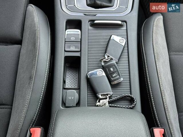 Черный Фольксваген Пассат, объемом двигателя 1.97 л и пробегом 186 тыс. км за 27400 $, фото 33 на Automoto.ua