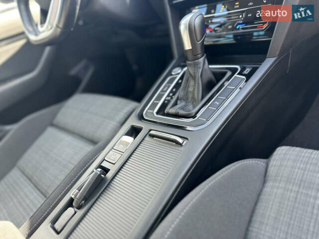 Черный Фольксваген Пассат, объемом двигателя 2 л и пробегом 162 тыс. км за 20500 $, фото 24 на Automoto.ua