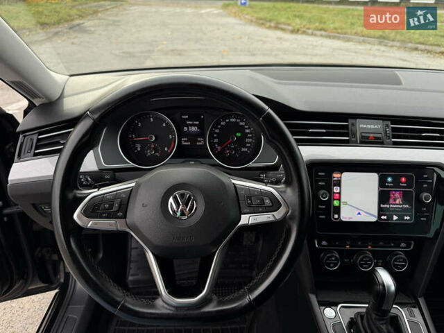 Чорний Фольксваген Пассат, об'ємом двигуна 2 л та пробігом 200 тис. км за 18999 $, фото 30 на Automoto.ua