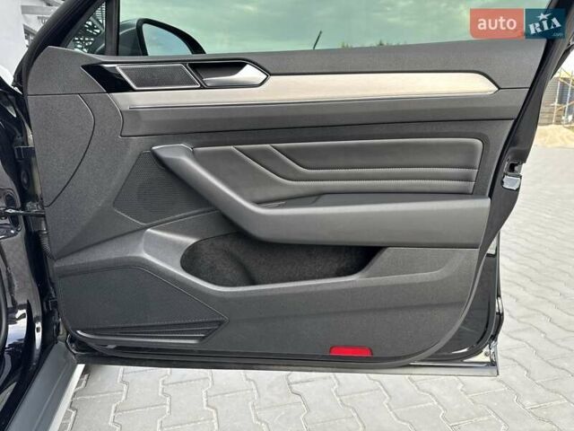 Черный Фольксваген Пассат, объемом двигателя 1.97 л и пробегом 186 тыс. км за 27400 $, фото 22 на Automoto.ua