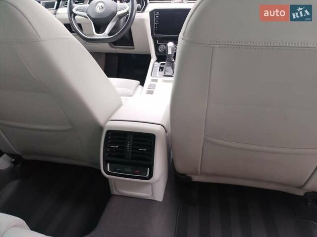 Чорний Фольксваген Пассат, об'ємом двигуна 1.97 л та пробігом 223 тис. км за 21700 $, фото 53 на Automoto.ua