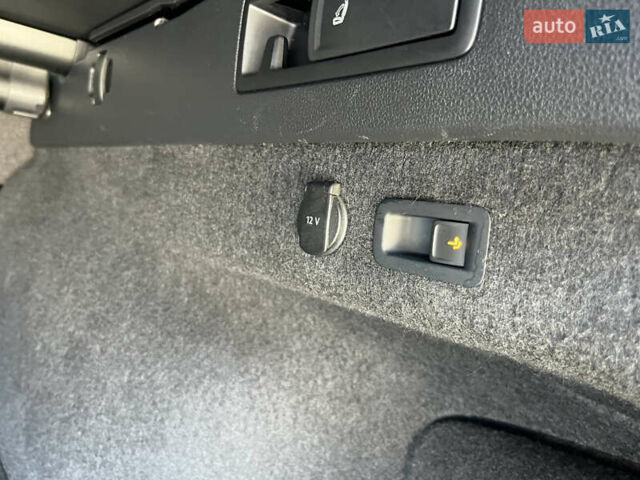 Черный Фольксваген Пассат, объемом двигателя 1.97 л и пробегом 145 тыс. км за 26300 $, фото 13 на Automoto.ua