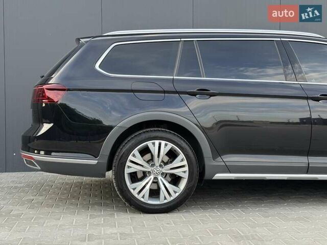 Черный Фольксваген Пассат, объемом двигателя 1.97 л и пробегом 186 тыс. км за 27400 $, фото 7 на Automoto.ua