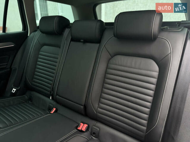 Чорний Фольксваген Пассат, об'ємом двигуна 1.97 л та пробігом 221 тис. км за 22899 $, фото 24 на Automoto.ua