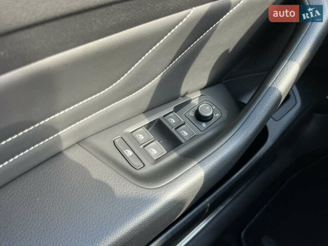 Черный Фольксваген Пассат, объемом двигателя 1.97 л и пробегом 145 тыс. км за 26300 $, фото 23 на Automoto.ua