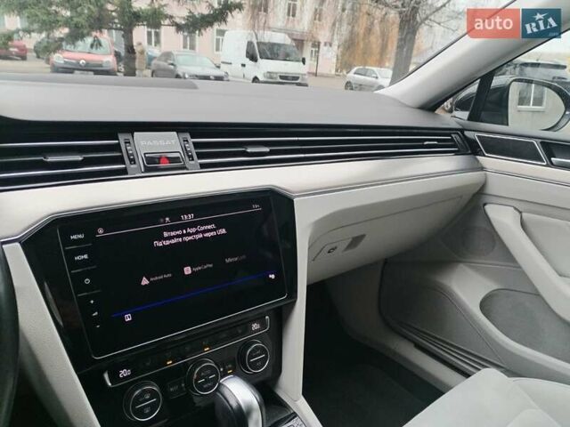 Чорний Фольксваген Пассат, об'ємом двигуна 1.97 л та пробігом 223 тис. км за 21700 $, фото 71 на Automoto.ua