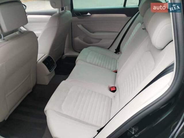 Чорний Фольксваген Пассат, об'ємом двигуна 1.97 л та пробігом 223 тис. км за 21700 $, фото 41 на Automoto.ua