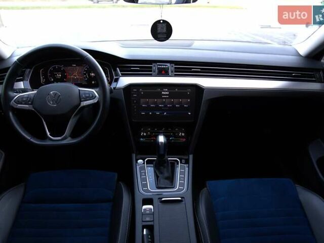 Черный Фольксваген Пассат, объемом двигателя 1.97 л и пробегом 183 тыс. км за 24800 $, фото 32 на Automoto.ua