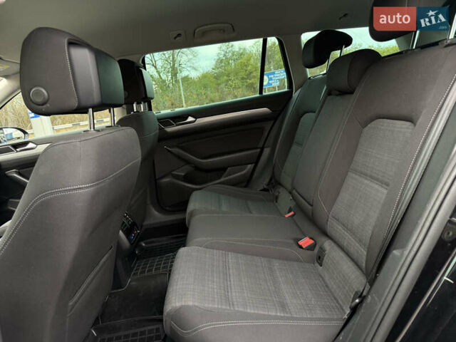 Чорний Фольксваген Пассат, об'ємом двигуна 2 л та пробігом 200 тис. км за 18999 $, фото 57 на Automoto.ua