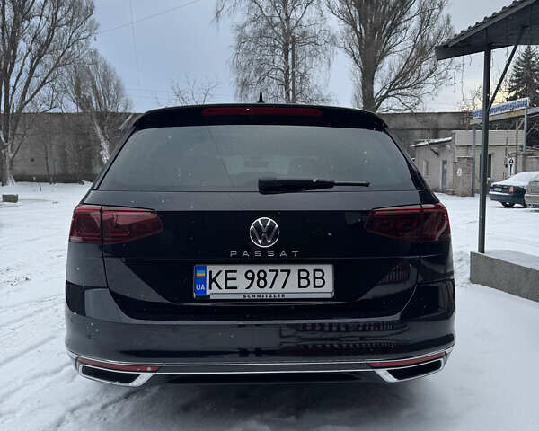 Черный Фольксваген Пассат, объемом двигателя 1.97 л и пробегом 207 тыс. км за 21500 $, фото 2 на Automoto.ua