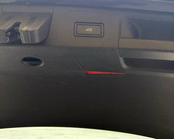 Черный Фольксваген Пассат, объемом двигателя 1.97 л и пробегом 207 тыс. км за 22700 $, фото 11 на Automoto.ua