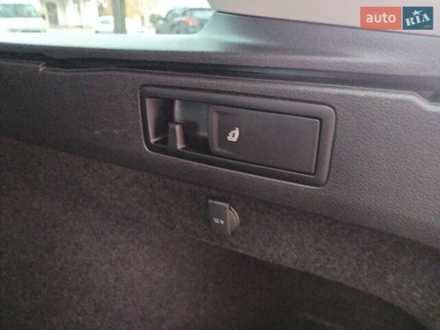 Чорний Фольксваген Пассат, об'ємом двигуна 1.97 л та пробігом 223 тис. км за 21700 $, фото 30 на Automoto.ua