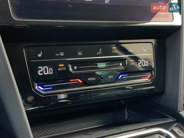 Чорний Фольксваген Пассат, об'ємом двигуна 2 л та пробігом 190 тис. км за 21755 $, фото 60 на Automoto.ua