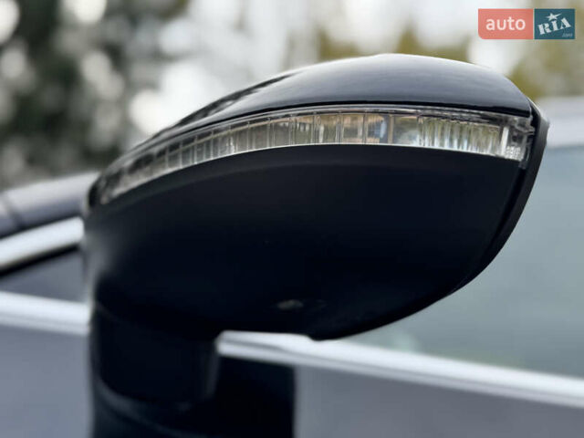 Черный Фольксваген Пассат, объемом двигателя 1.97 л и пробегом 171 тыс. км за 26900 $, фото 7 на Automoto.ua