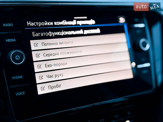 Черный Фольксваген Пассат, объемом двигателя 1.4 л и пробегом 180 тыс. км за 21499 $, фото 82 на Automoto.ua
