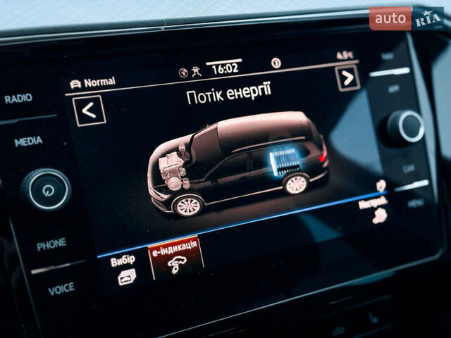 Черный Фольксваген Пассат, объемом двигателя 1.4 л и пробегом 180 тыс. км за 21499 $, фото 73 на Automoto.ua