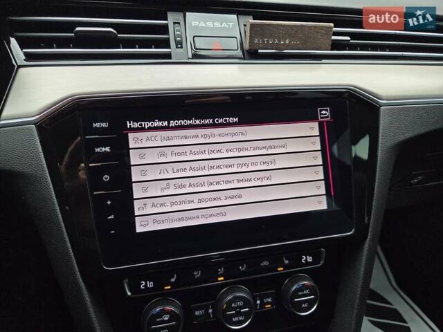 Черный Фольксваген Пассат, объемом двигателя 2 л и пробегом 144 тыс. км за 27850 $, фото 25 на Automoto.ua