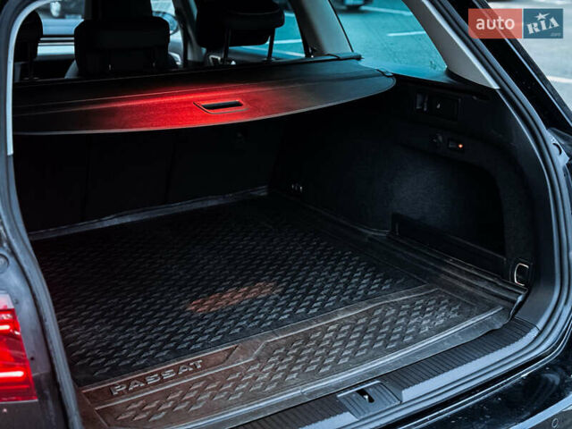 Черный Фольксваген Пассат, объемом двигателя 1.4 л и пробегом 180 тыс. км за 21499 $, фото 52 на Automoto.ua