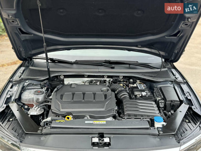 Черный Фольксваген Пассат, объемом двигателя 1.97 л и пробегом 171 тыс. км за 26900 $, фото 25 на Automoto.ua