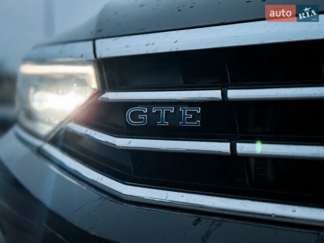 Черный Фольксваген Пассат, объемом двигателя 1.4 л и пробегом 180 тыс. км за 21499 $, фото 6 на Automoto.ua