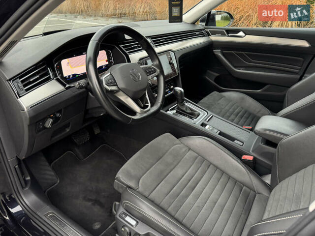 Черный Фольксваген Пассат, объемом двигателя 1.97 л и пробегом 198 тыс. км за 24500 $, фото 11 на Automoto.ua