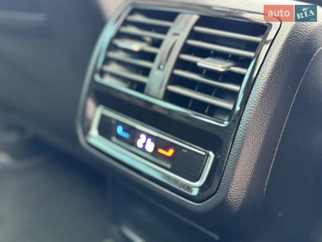 Черный Фольксваген Пассат, объемом двигателя 1.97 л и пробегом 171 тыс. км за 26900 $, фото 35 на Automoto.ua