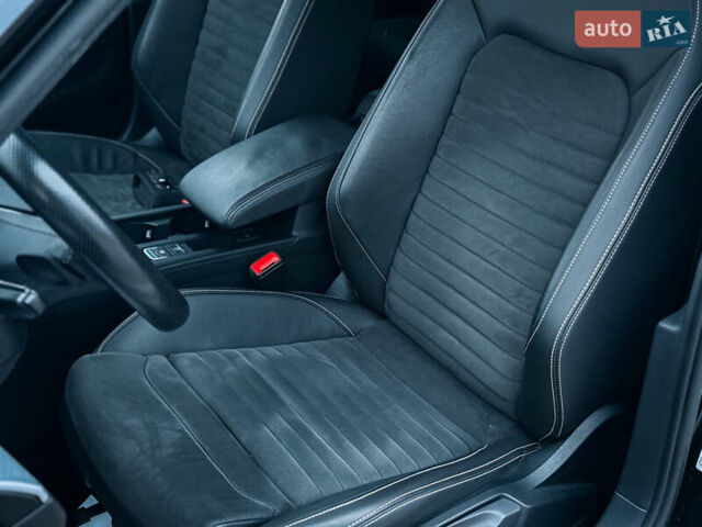 Черный Фольксваген Пассат, объемом двигателя 1.4 л и пробегом 180 тыс. км за 21499 $, фото 32 на Automoto.ua