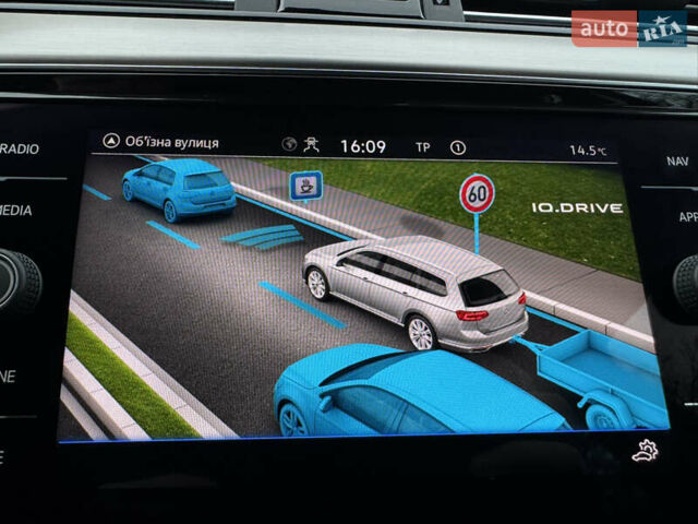 Черный Фольксваген Пассат, объемом двигателя 1.97 л и пробегом 198 тыс. км за 24500 $, фото 40 на Automoto.ua