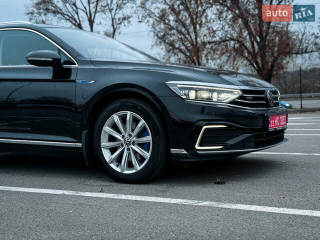 Черный Фольксваген Пассат, объемом двигателя 1.4 л и пробегом 180 тыс. км за 21499 $, фото 10 на Automoto.ua