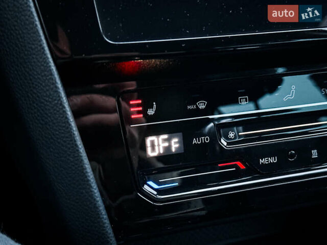 Черный Фольксваген Пассат, объемом двигателя 1.4 л и пробегом 180 тыс. км за 21499 $, фото 90 на Automoto.ua