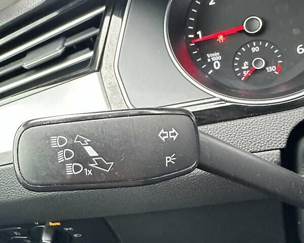 Черный Фольксваген Пассат, объемом двигателя 2 л и пробегом 80 тыс. км за 23999 $, фото 35 на Automoto.ua