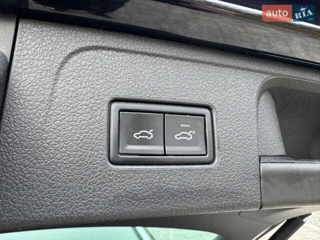 Черный Фольксваген Пассат, объемом двигателя 1.97 л и пробегом 198 тыс. км за 24500 $, фото 4 на Automoto.ua