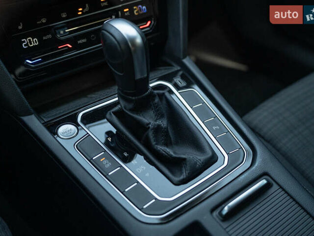 Черный Фольксваген Пассат, объемом двигателя 2 л и пробегом 252 тыс. км за 22900 $, фото 37 на Automoto.ua