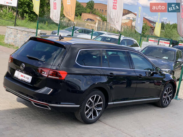 Чорний Фольксваген Пассат, об'ємом двигуна 2 л та пробігом 190 тис. км за 21755 $, фото 17 на Automoto.ua