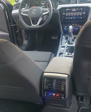 Чорний Фольксваген Пассат, об'ємом двигуна 1.97 л та пробігом 195 тис. км за 20200 $, фото 28 на Automoto.ua