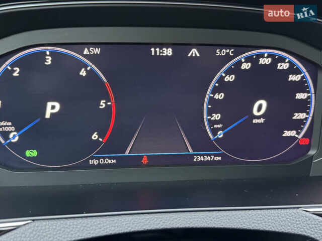 Черный Фольксваген Пассат, объемом двигателя 1.97 л и пробегом 234 тыс. км за 24999 $, фото 7 на Automoto.ua