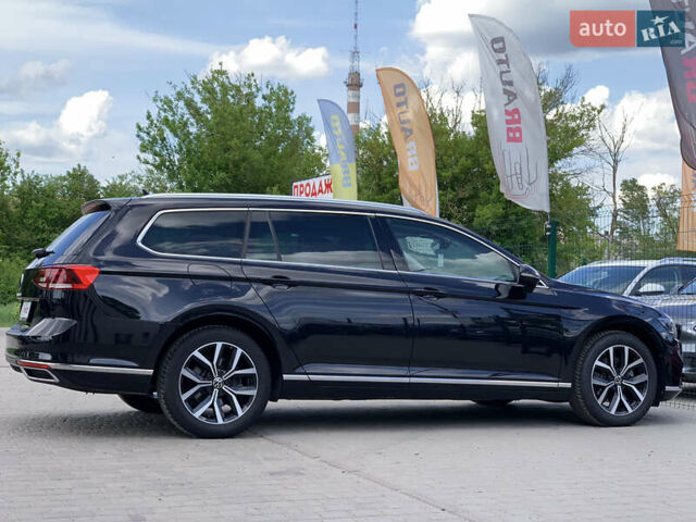 Чорний Фольксваген Пассат, об'ємом двигуна 2 л та пробігом 190 тис. км за 21755 $, фото 26 на Automoto.ua