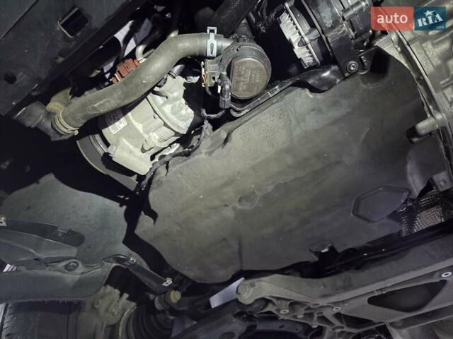 Черный Фольксваген Пассат, объемом двигателя 2 л и пробегом 144 тыс. км за 27850 $, фото 165 на Automoto.ua
