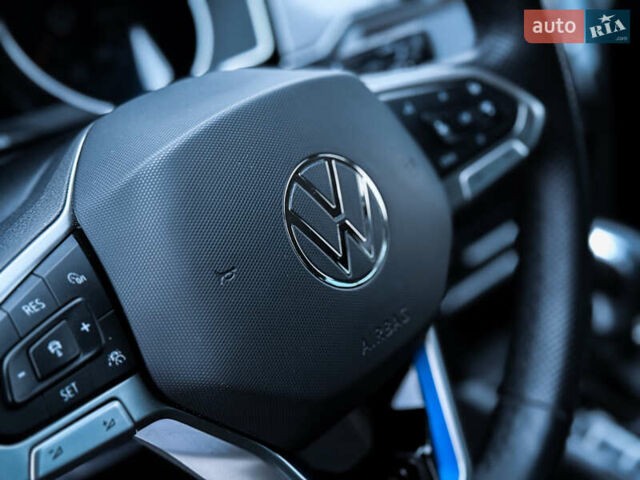 Черный Фольксваген Пассат, объемом двигателя 1.4 л и пробегом 180 тыс. км за 21499 $, фото 34 на Automoto.ua