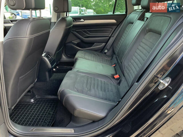 Чорний Фольксваген Пассат, об'ємом двигуна 2 л та пробігом 190 тис. км за 21755 $, фото 33 на Automoto.ua