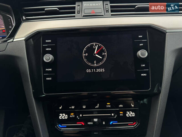 Черный Фольксваген Пассат, объемом двигателя 1.97 л и пробегом 198 тыс. км за 24500 $, фото 33 на Automoto.ua
