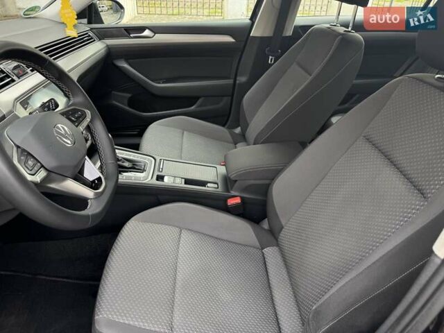 Чорний Фольксваген Пассат, об'ємом двигуна 1.97 л та пробігом 190 тис. км за 20999 $, фото 9 на Automoto.ua